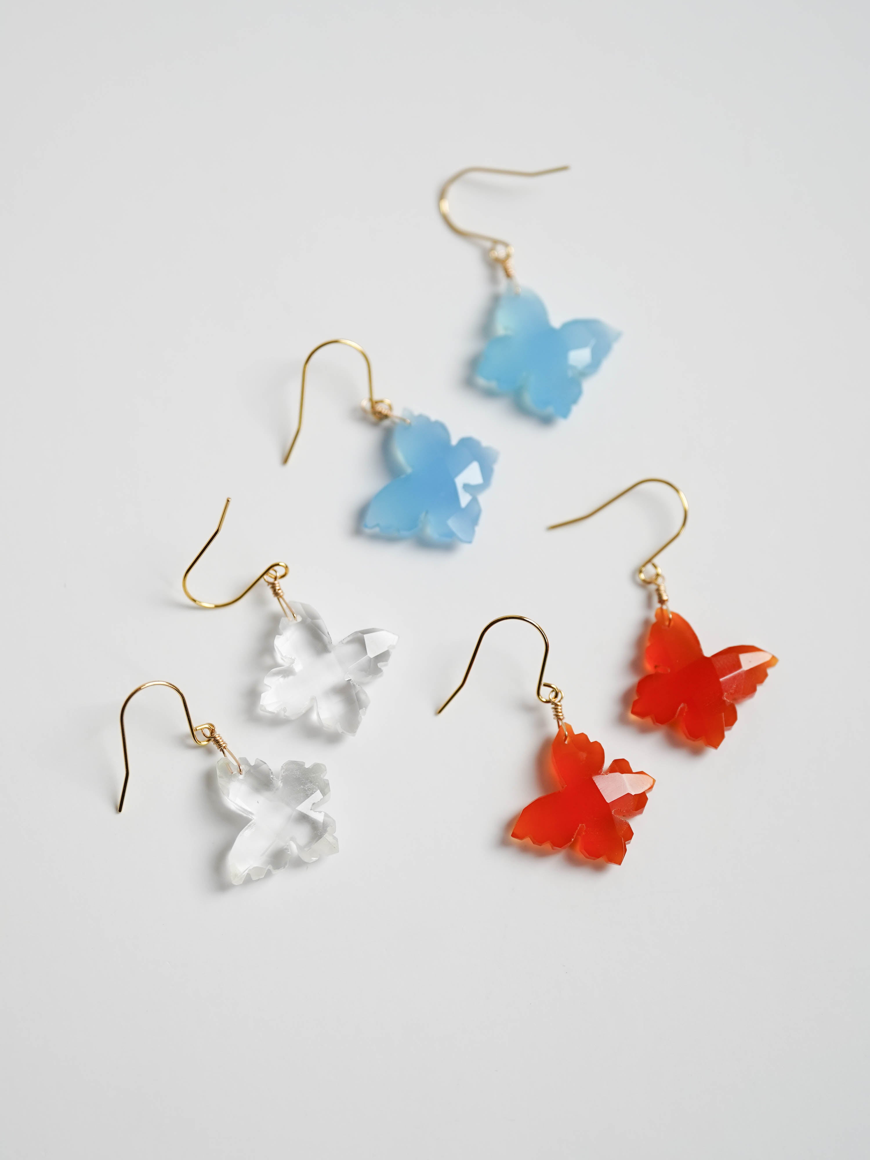レア♡ブルーカルセドニー蝶々♡♡No.2877 ブルーカルセドニー バタフライ ピアス｜IDIOS